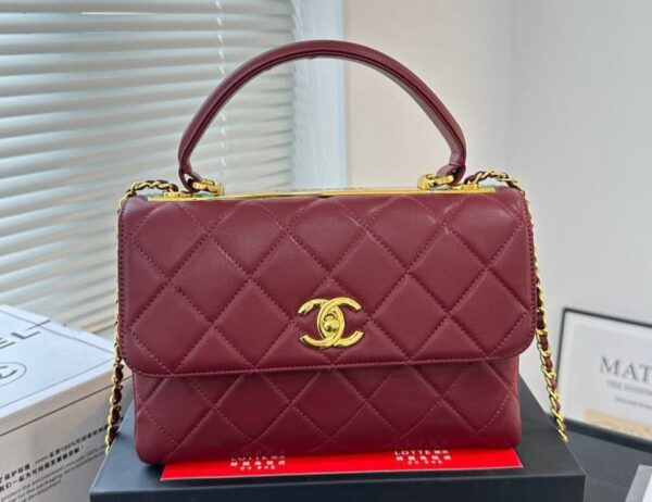Chanel Signature Leather Bag for the Modern Woman